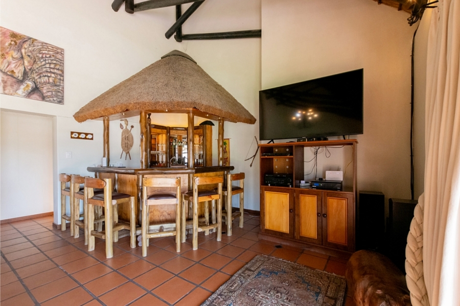 5 Bedroom Property for Sale in Myburgh Park Western Cape